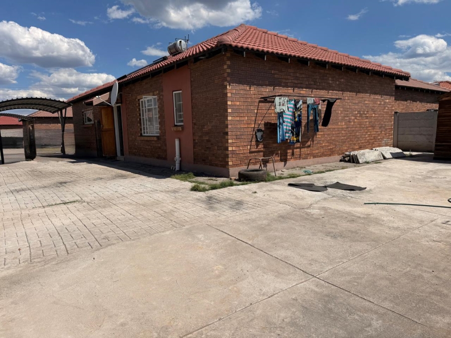3 Bedroom Property for Sale in Waterkloof East North West